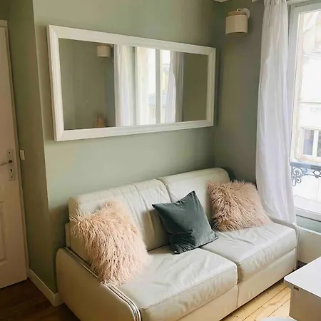 Very Cosy Flat Center Of Montmartre Apartment Paris